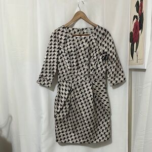 Diane Von Furstenburg 100% Cotton Dress with Pockets and Ballerina Design a181